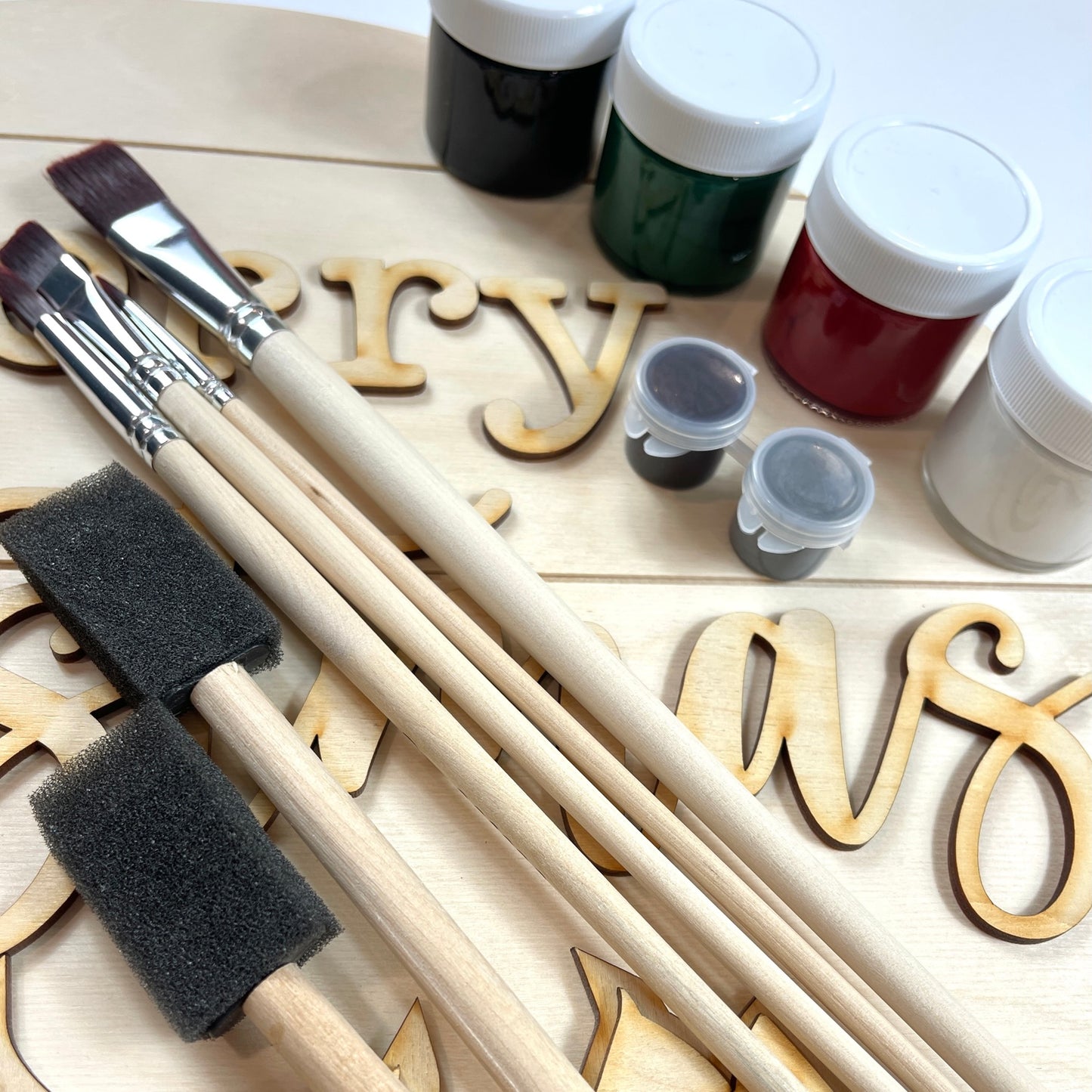 Poinsettia Sign DIY Kit