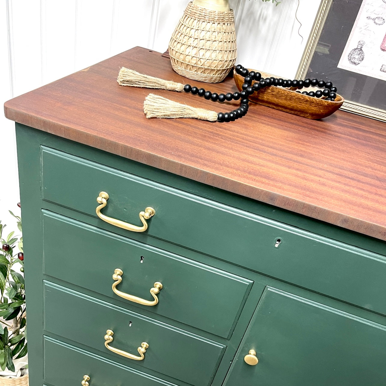 Vintage Hutch in Manor Green