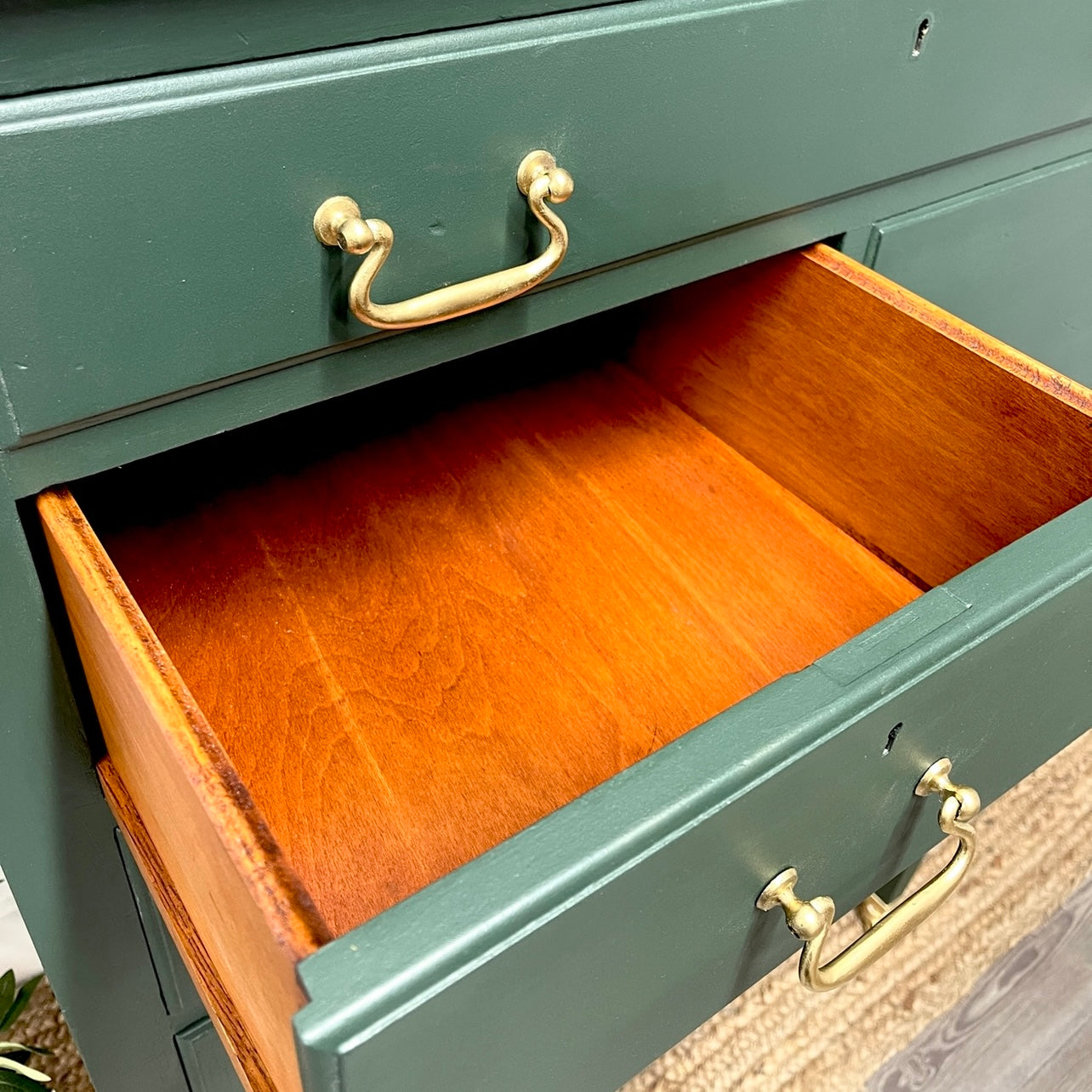 Vintage Hutch in Manor Green